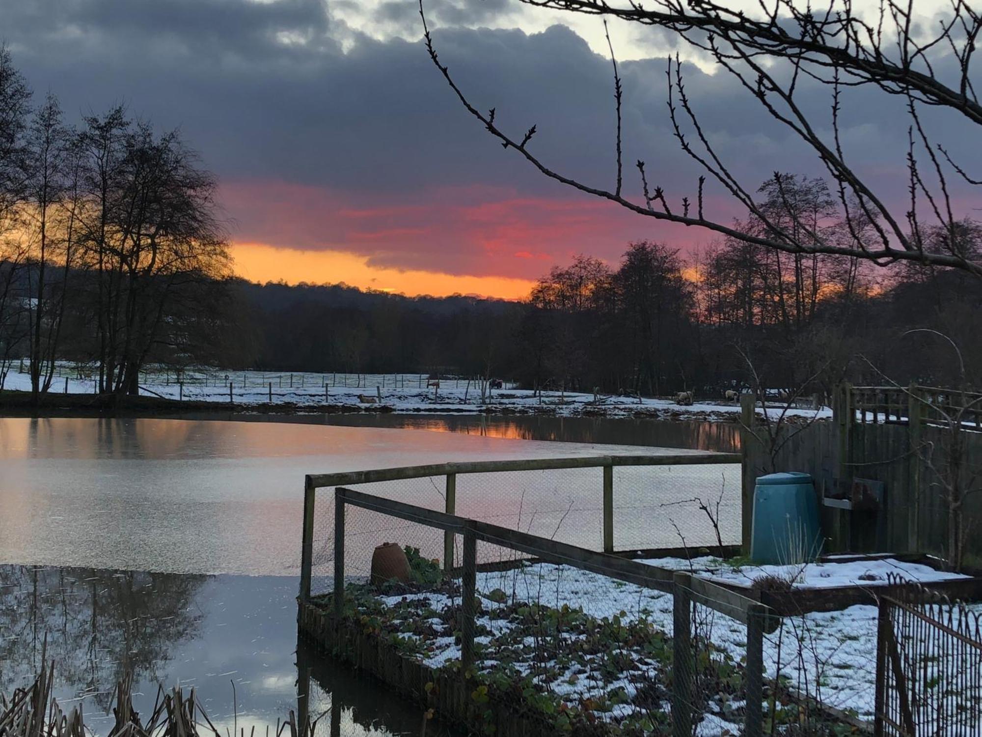 Bartley Mill Farmhouse Wadhurst Buitenkant foto